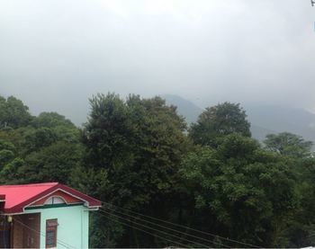 Goroomgo Hotel The Sojourn, Adharshila & Gulmohar Cottages Dharamsala Exterior foto